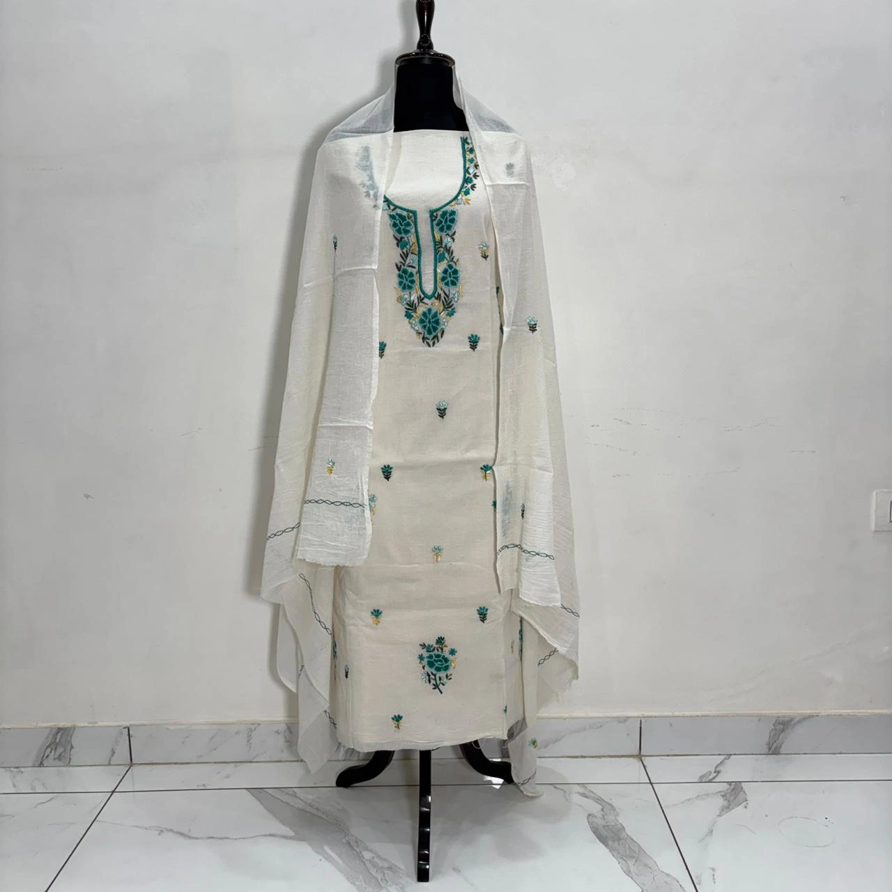 Ivory Bloom Embroidered Cotton Suit Set with Embroidered Dupatta - Image 7